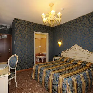 Il Mercante Di Венеция