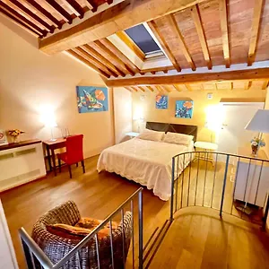 https://tuscany-rooms.it-tuscanyhotel.com