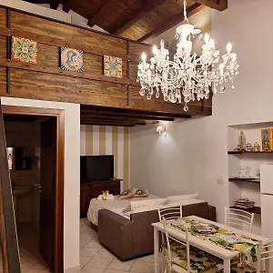 La Casa Di Sarah Italia